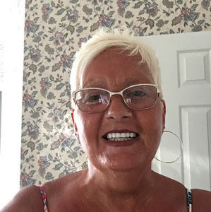 Meet your Posher, Suzanne